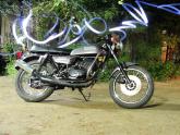 Yamaha RD350 : Burnt, now restored!